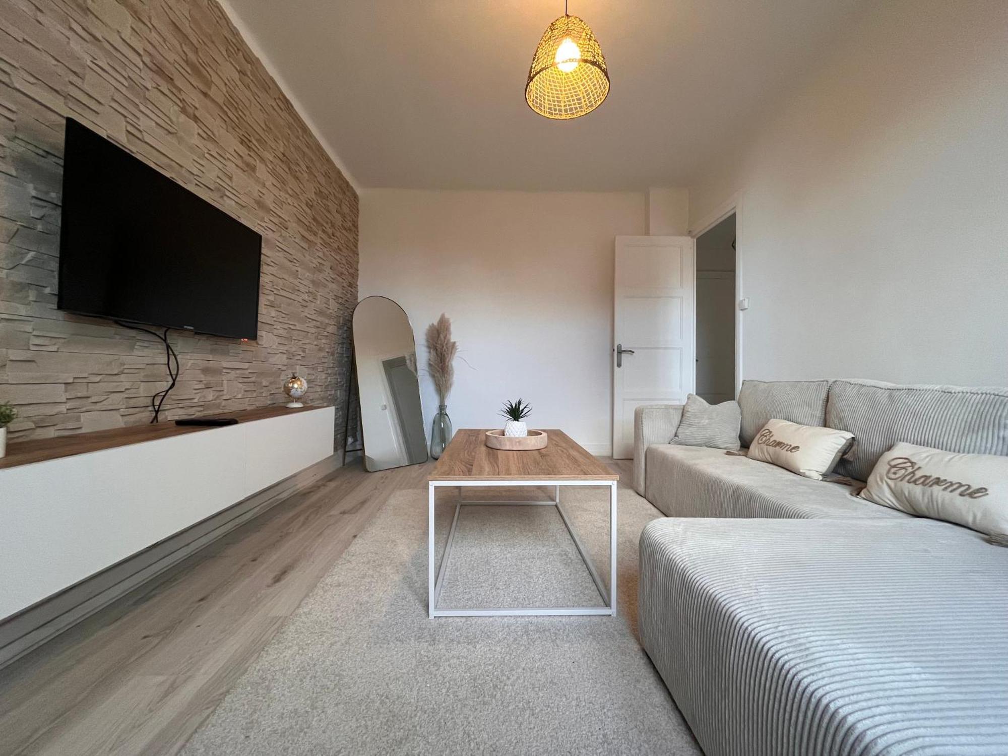 Chaleureux Et Lumineux Appartement *